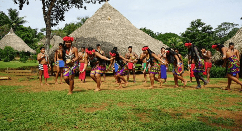 Panama's Emberá Village: A Cultural Immersion Experience